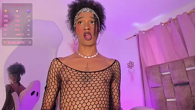 Mia royal online show from June 1, 7:46 pm