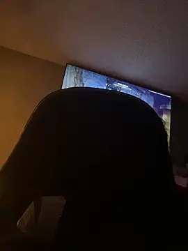 Snapshot of daddycreampies chatting on November 19, 8:25 am daddycreampies online show from November 19, 8:25 am