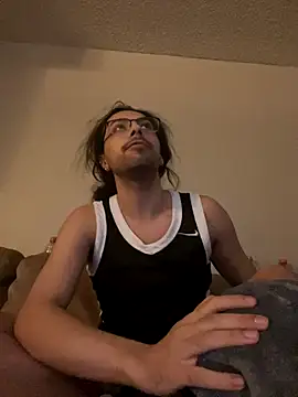 Snapshot of daddycreampies chatting on September 14, 1:44 pm daddycreampies online show from September 14, 1:44 pm