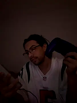 Snapshot of daddycreampies chatting on November 18, 12:15 am daddycreampies online show from November 18, 12:15 am