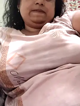 Mmm143 online show from March 31, 4:03 am