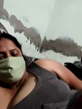 Mmm143 online show from February 13, 6:19 pm