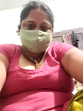 Snapshot of Mmm143 chatting on October 23, 5:44 pm Mmm143 online show from October 23, 5:44 pm