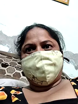 Snapshot of Mmm143 chatting on November 12, 2:37 am Mmm143 online show from November 12, 2:37 am