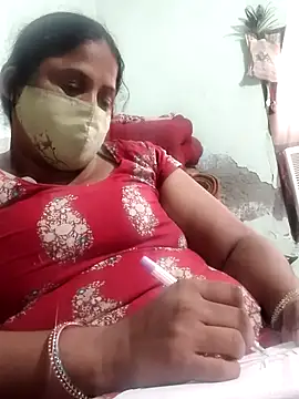 Snapshot of Mmm143 chatting on December 3, 8:03 am Mmm143 online show from December 3, 8:03 am