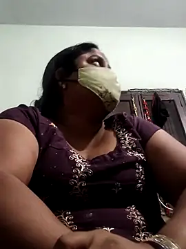 Snapshot of Mmm143 chatting on November 8, 5:27 pm Mmm143 online show from November 8, 5:27 pm