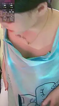 Snapshot of lulu5211 chatting on November 19, 10:59 am lulu5211 online show from November 19, 10:59 am