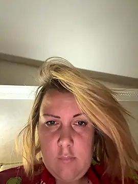 Piccolamonella29 online show from November 23, 10:36 am