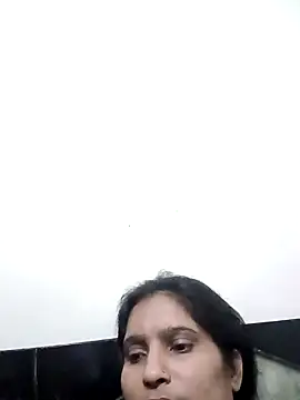 Snapshot of aliya-jaan71 chatting on November 14, 6:33 pm aliya-jaan71 online show from November 14, 6:33 pm