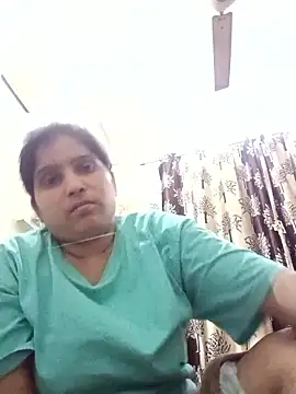 Snapshot of aliya-jaan71 chatting on November 15, 7:07 pm aliya-jaan71 online show from November 15, 7:07 pm