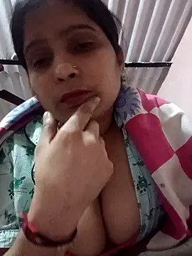 Snapshot of aliya-jaan71 chatting on November 5, 6:11 pm aliya-jaan71 online show from November 5, 6:11 pm