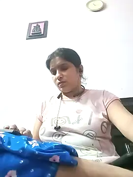 aliya-jaan71 online show from April 25, 5:43 pm