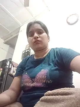 Snapshot of aliya-jaan71 chatting on November 20, 7:14 pm aliya-jaan71 online show from November 20, 7:14 pm