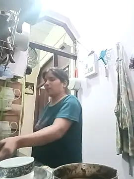 aliya-jaan71 online show from March 25, 6:40 pm