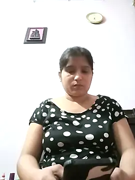 aliya-jaan71 online show from April 30, 12:56 pm