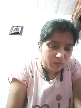 aliya-jaan71 online show from May 3, 8:30 am