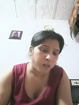 aliya-jaan71 online show from May 26, 10:13 am