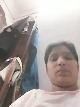 aliya-jaan71 online show from May 17, 6:24 am
