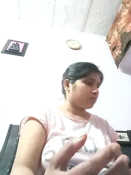 aliya-jaan71 online show from April 10, 8:32 am