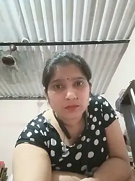 aliya-jaan71 online show from May 13, 6:26 pm