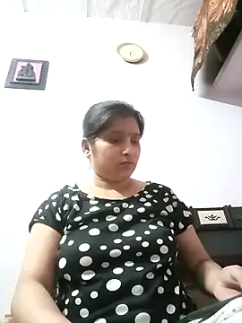 aliya-jaan71 online show from May 11, 12:39 pm