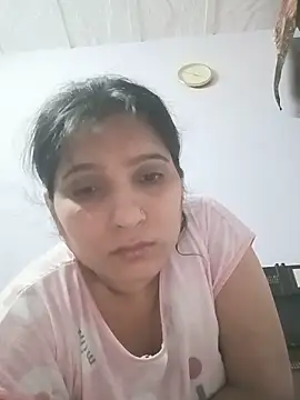 aliya-jaan71 online show from May 26, 10:19 pm