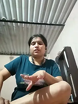 aliya-jaan71 online show from April 22, 4:47 pm