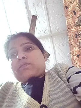 Snapshot of aliya-jaan71 chatting on December 22, 5:57 pm aliya-jaan71 online show from December 22, 5:57 pm