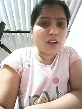 aliya-jaan71 online show from March 27, 4:52 pm