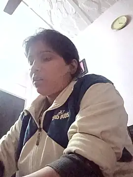 Snapshot of aliya-jaan71 chatting on January 10, 10:54 am aliya-jaan71 online show from January 10, 10:54 am