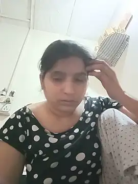aliya-jaan71 online show from May 15, 7:06 am