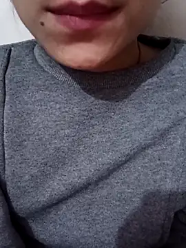 Snapshot of Miss_linaa chatting on November 20, 6:47 am Miss linaa online show from November 20, 6:47 am