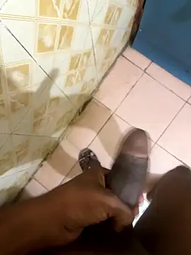 Snapshot of Prtkkk chatting on October 10, 5:47 pm Prtkkk online show from October 10, 5:47 pm