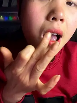 huong-18 online show from January 13, 4:33 pm