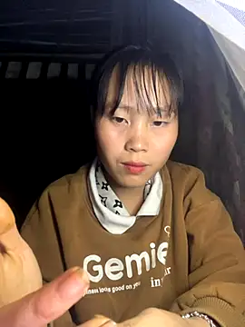 huong-18 online show from December 1, 3:57 pm