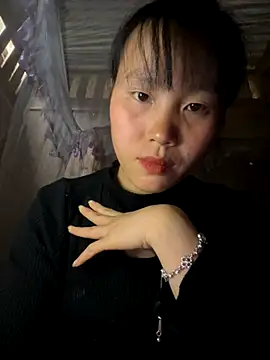 huong-18 online show from December 4, 7:18 am