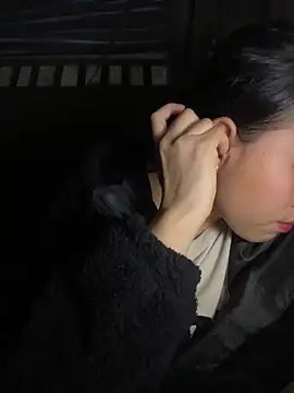 huong-18 online show from December 21, 2:41 pm