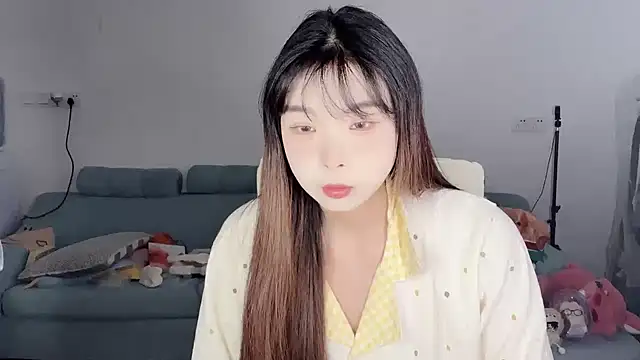 Akong11 online show from April 4, 7:59 am