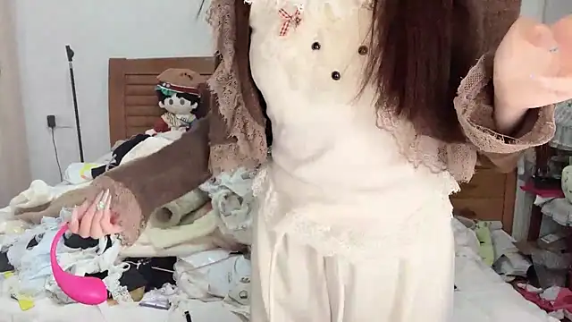 Snapshot of Akong11 chatting on November 2, 2:00 pm Akong11 online show from November 2, 2:00 pm