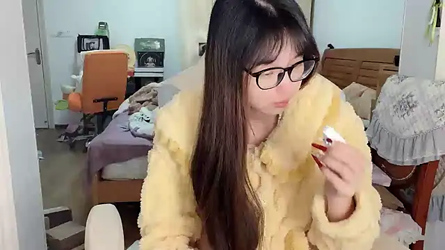 Akong11 online show from January 9, 2:29 am