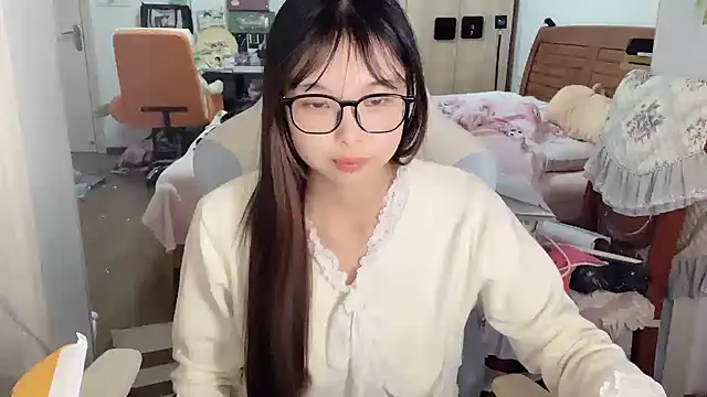 Akong11 online show from December 22, 12:49 pm