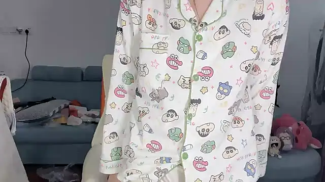 Akong11 online show from March 31, 6:26 am