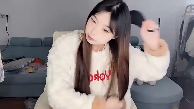 Akong11 online show from March 8, 4:49 am