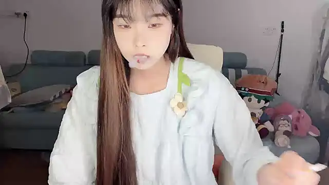 Akong11 online show from April 10, 6:20 am