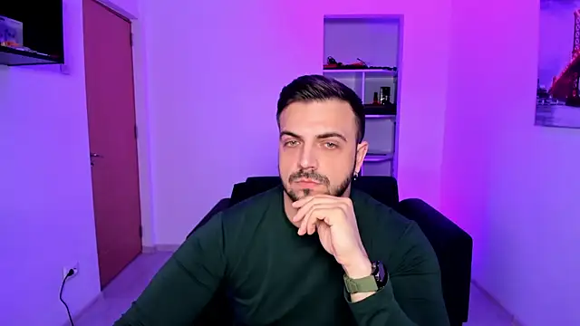 Snapshot of Jace_Thorne chatting on November 17, 5:22 am Jace Thorne online show from November 17, 5:22 am