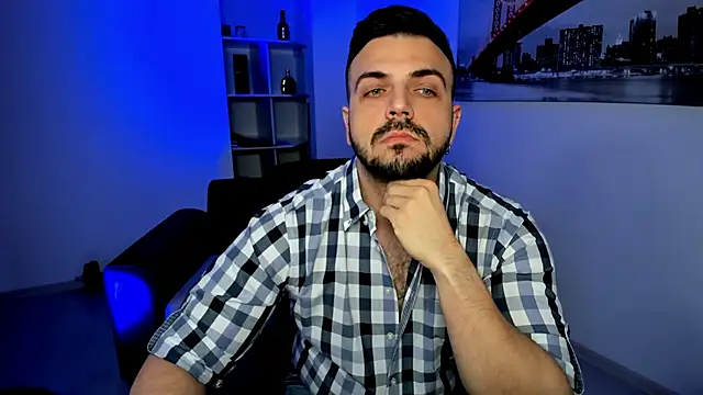 Jace Thorne online show from December 17, 5:01 am