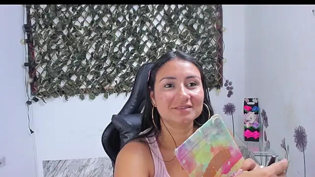 Luna021 1 online show from November 8, 8:01 pm