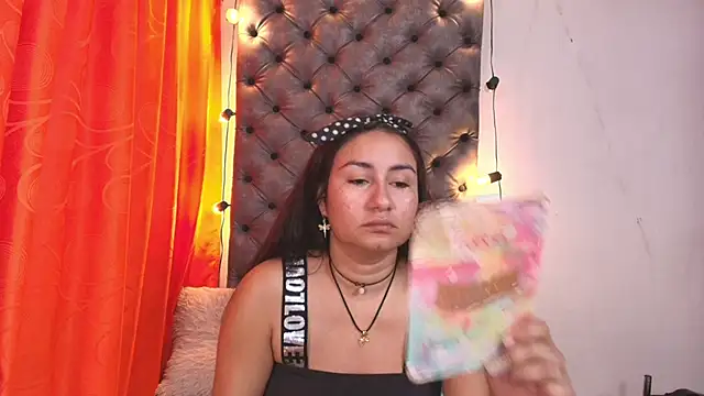 Luna021 1 online show from January 14, 8:23 pm