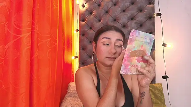 Luna021 1 online show from January 12, 8:47 pm