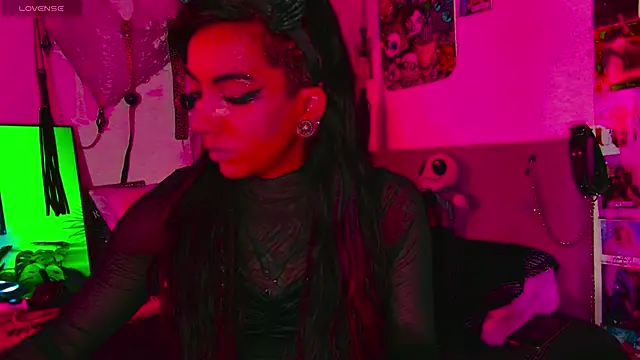 agathaaiko6 online show from January 17, 1:31 am